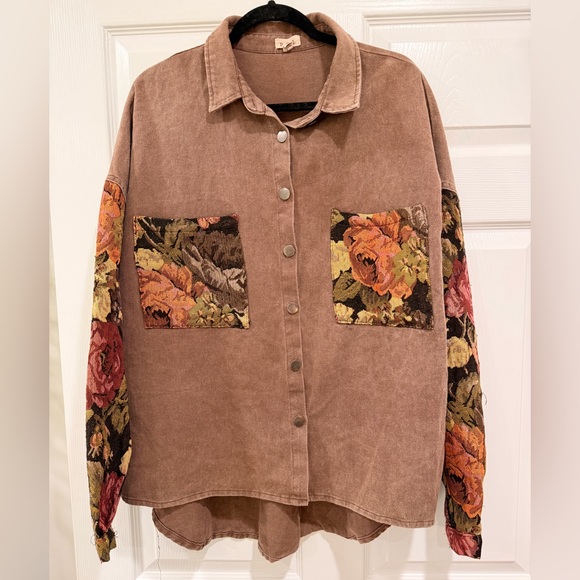POL Jackets & Blazers - POL Brown Tapestry Button Up Jacket Size L